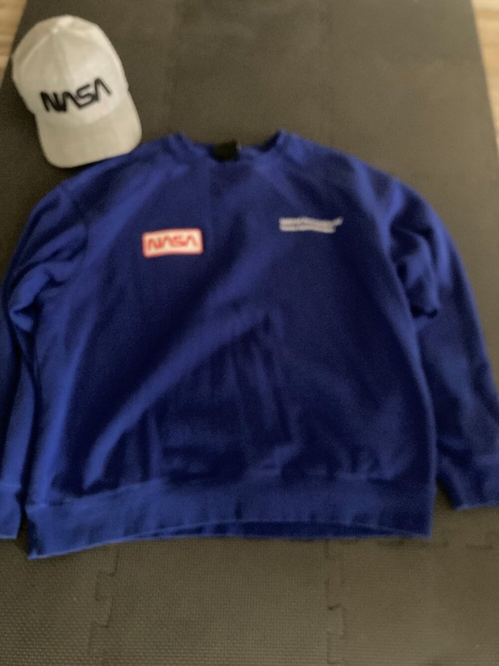 FAHRENHEIT NASA hat with H & M NASA Sweatshirt the hat is adjustable sweatshirt